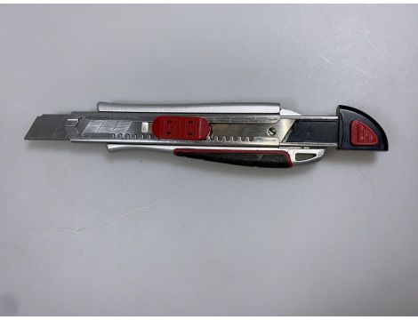 ROOKS NOŻYK DO TAPET ŁAMANE OSTRZE 18mm