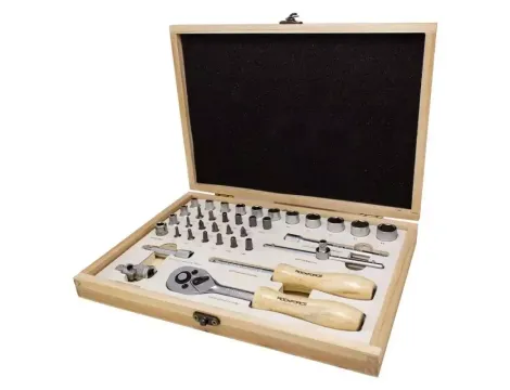 ROCKFORCE ZESTAW KLUCZY     1/4" 38el.