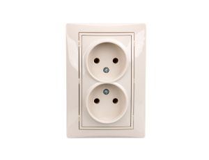 DOMO Gniazdo podwójne bez uziemienia kompletne śrubowe 16A 250V kremowy 011280103 24800