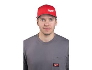 MILWAUKEE CZAPKA Z DASZKIEM CZERWONA L/XL