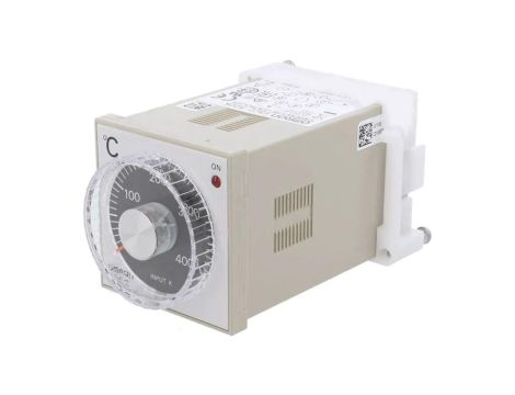 E5C2-R20K0400-230 Moduł typu regulator temperatury z wyjściem typu SPDT, montowany na podstawkę