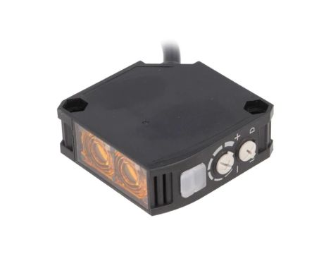 E3JK-RR11 Czujnik fotoelektryczny o zasięgu 11m, konfiguracji wyjścia SPDT, trybach pracy DARK-ON, LIGHT-ON