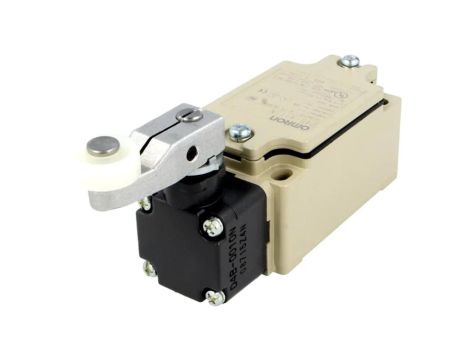 D4B-4111N Wyłącznik krańcowy z dźwignią o promieniu 31,5mm i rolką z tworzywa Ø17,5mm, konfiguracją wyjścia NO + NC
