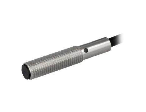 E2BS08KS01WPB12M Czujnik indukcyjny o zasięgu 01,5mm, konfiguracji wyjścia PNP / NO, napięciu zasilania 1030VDC, obudowie M8