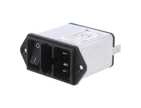 DD12.6111.111Złącze zasilające AC gniazdo męskie 6A 250VAC 0,8mH Cx: 100nF