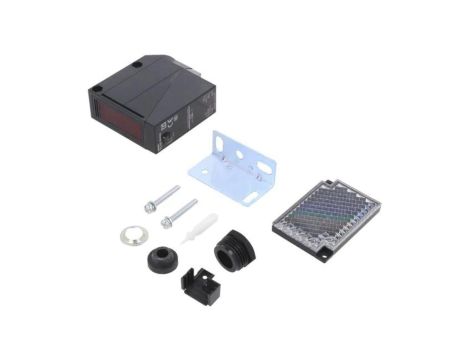 E3JM-R4M4 Czujnik fotoelektryczny o zasięgu 04m SPDT DARK-ON,LIGHT-ON