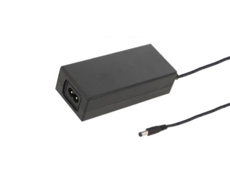 EA 10502D3 Zasilacz Desktop 42W 12V 3.5A, AC: IEC C8, DC: 2.1/5.5 (+) MW POWER