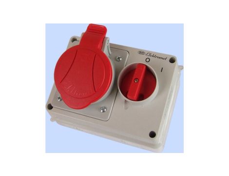 Zestaw E 16-18 rozłącznik 0-1 + gniazdo 16A 3P+Z IP44 940018