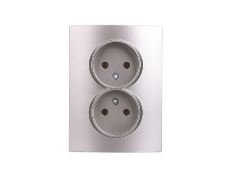 LOGI Gniazdo podwójne 2x2P kompletne śrubowe 16A 250V Srebrny 25214