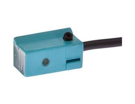 MR15A307 Czujnik magnetyczny, kontaktronowy, rowek trapezowy, 10-30V DC, kontaktron NO, kabel 2.5m