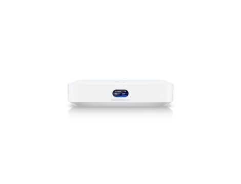 Brama UniFi 4x GbE RJ45 LAN, 1x 1/2.5GbE RJ45 WAN, USB-C, Bluetooth Ubiquiti UCG-Ultra EU