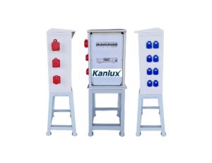 Rozdzielnica budowlana na stojaku (8X2P+Z, 2X16A/5P, 1X32A/5P) RB40x60-K40-00128Z-PL-KANLUX