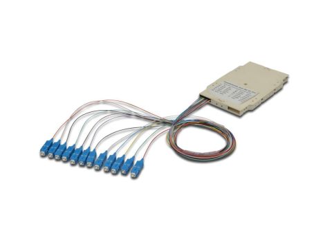 Tacka spawów światłowodowych z 12 kolorowymi pigtailami SC (UPC), MM OM3 50/125, 2m, LSZH A-96522-02-UPC-3