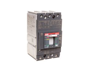 Wyłącznik mocy 3P 160A 36kA XT1N 160 z wyzwalaczem TMD 160-1600 3p F F 1SDA067418R1