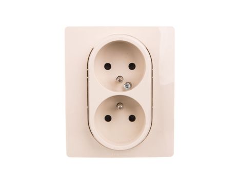 NILOE Gniazdo podwójne z/u kompaktowe 16 A 250 Vz przesłonami kremowe 764641