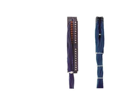 Moduł front connector 40-pin do SIMATIC S7-300 z 20 przewodami 0,5 mm2 H05V-5 dł. 3,2 m 6ES7922-3BD20-0AC0